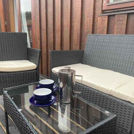 Burgess Self Catering Lerwick Appartamento Esterno foto